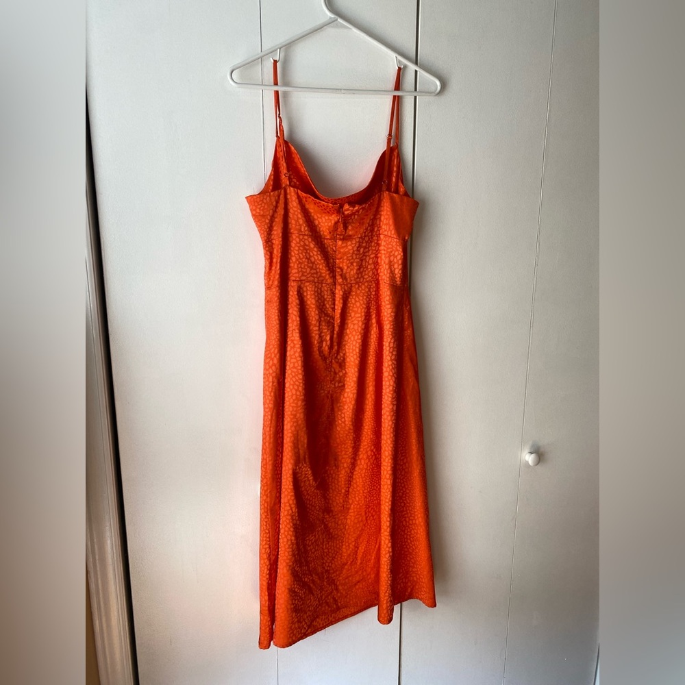 Lulus Fiercely Chic Coral Orange Satin Jacquard Print Cowl Midi Dress Medium - Picture 6 of 6
